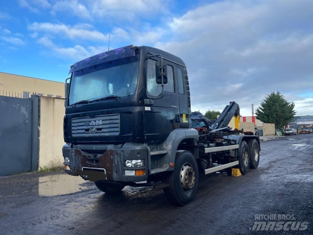 MAN TGA 26.410 Vrachtwagen met containersysteem