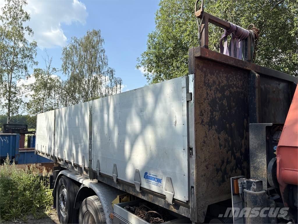 Volvo FM460 6x2*4 Vlakke laadvloer met kraan