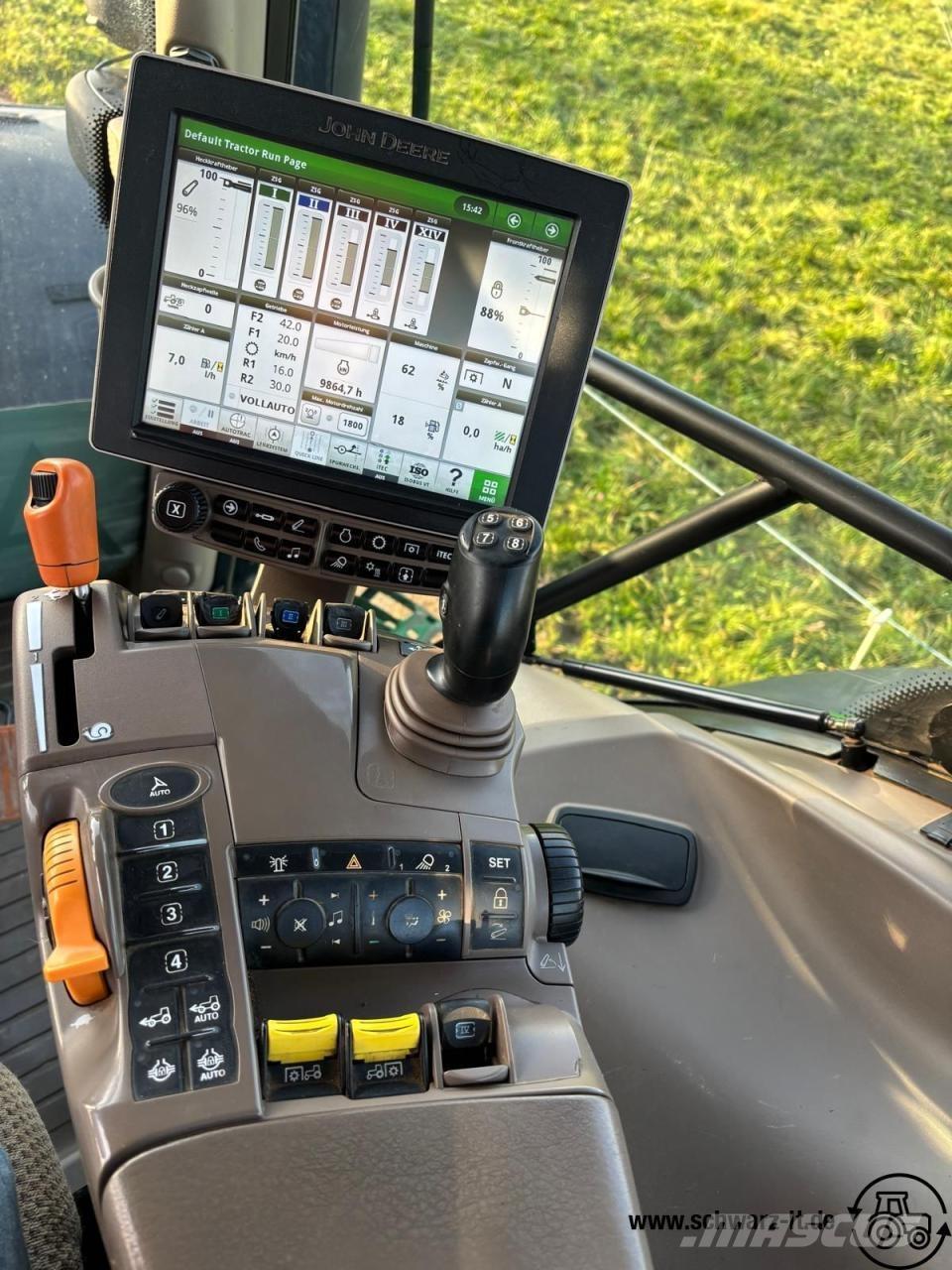 John Deere 6195R Tractoren