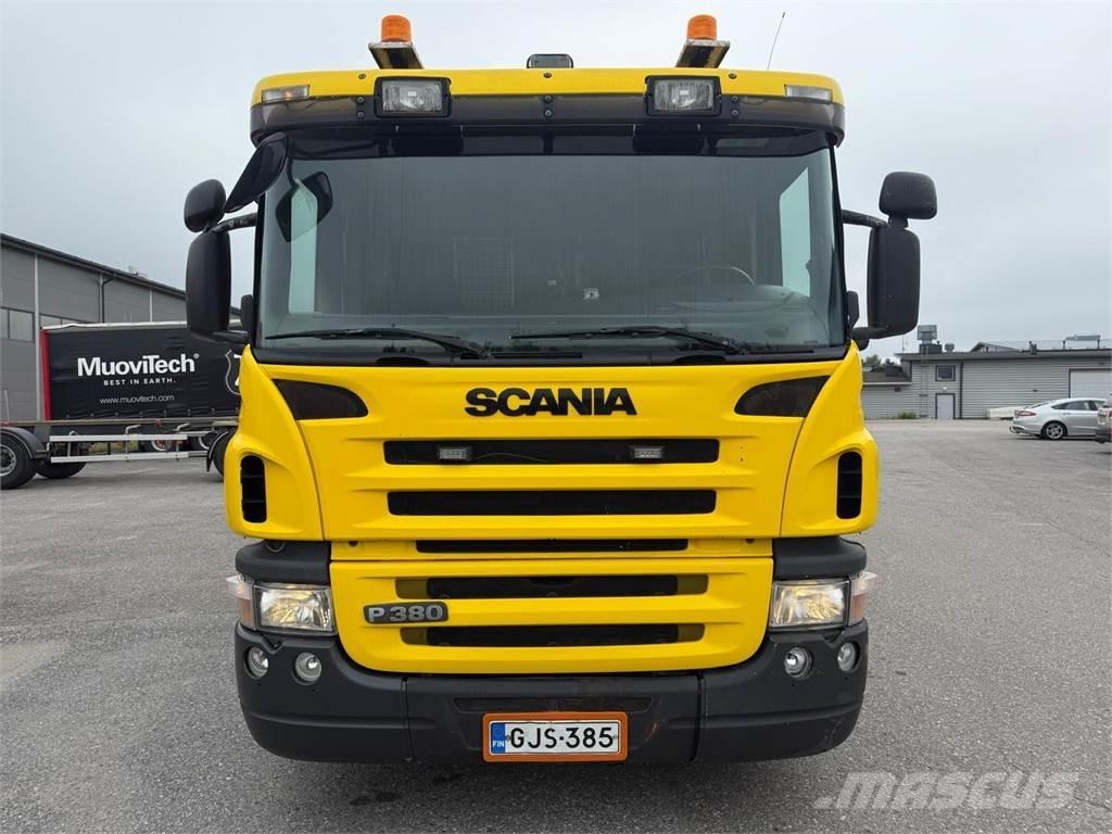 Scania P380 6x2*4 Vlakke laadvloer met kraan