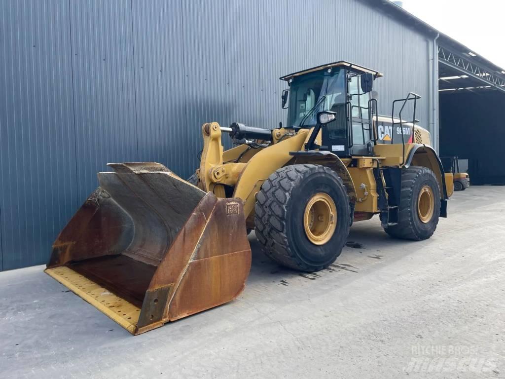 CAT 966M Wielladers