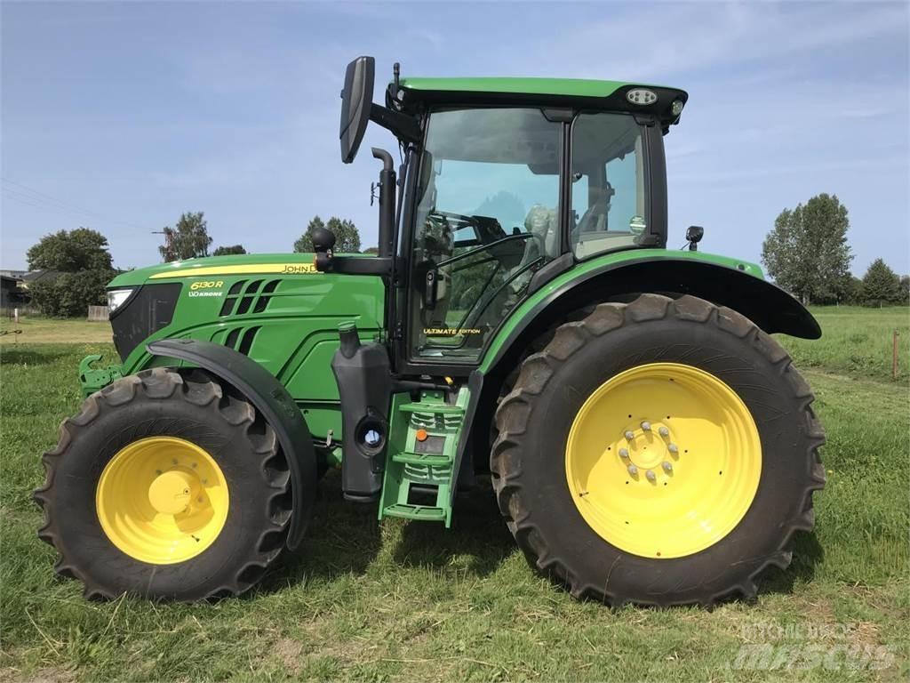 John Deere 6130R Tractoren