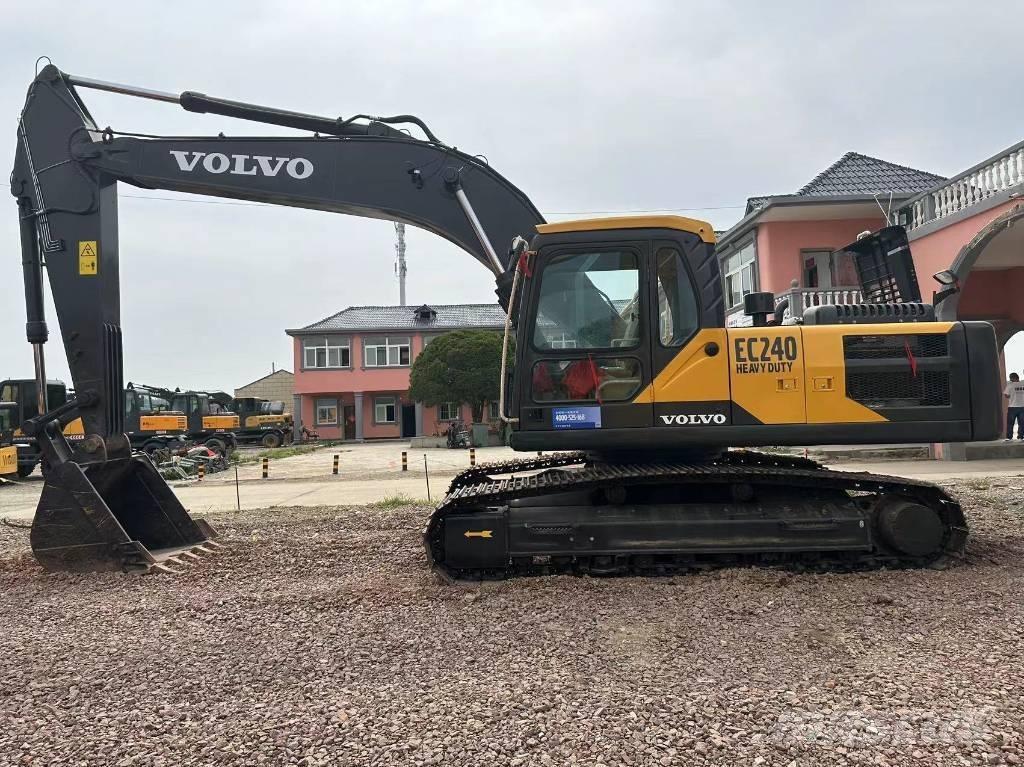 Volvo EC 240 Rupsgraafmachines