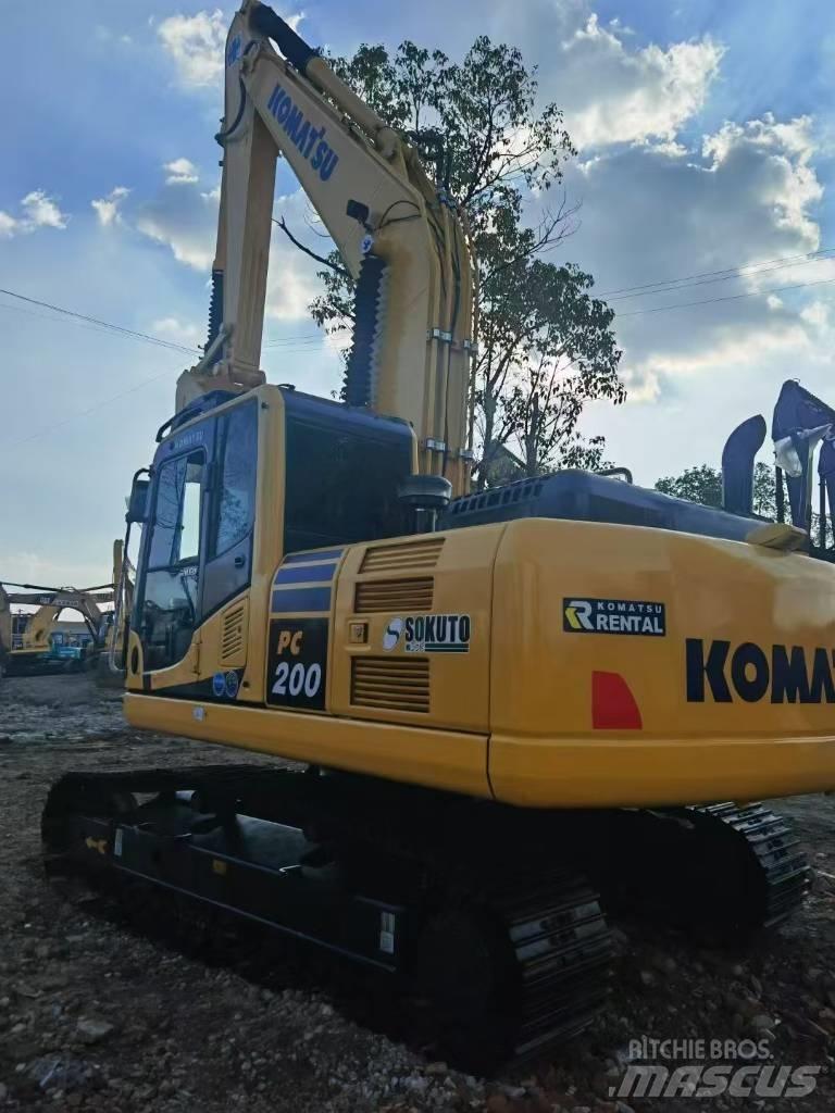 Komatsu 200-8 Rupsgraafmachines