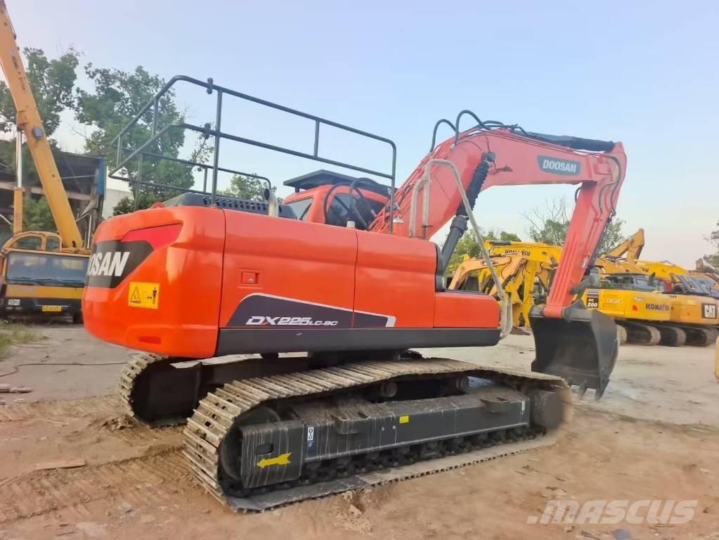 Doosan DX 225 LC-9C Rupsgraafmachines