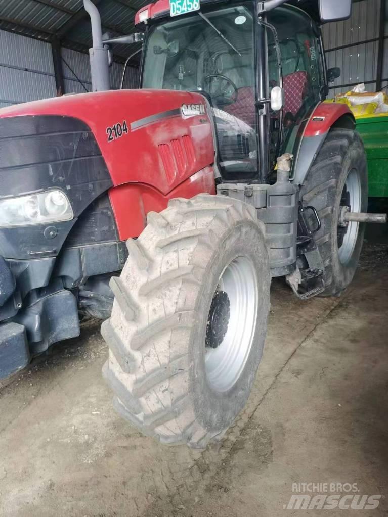 Case IH PUMA 2104 Tractoren
