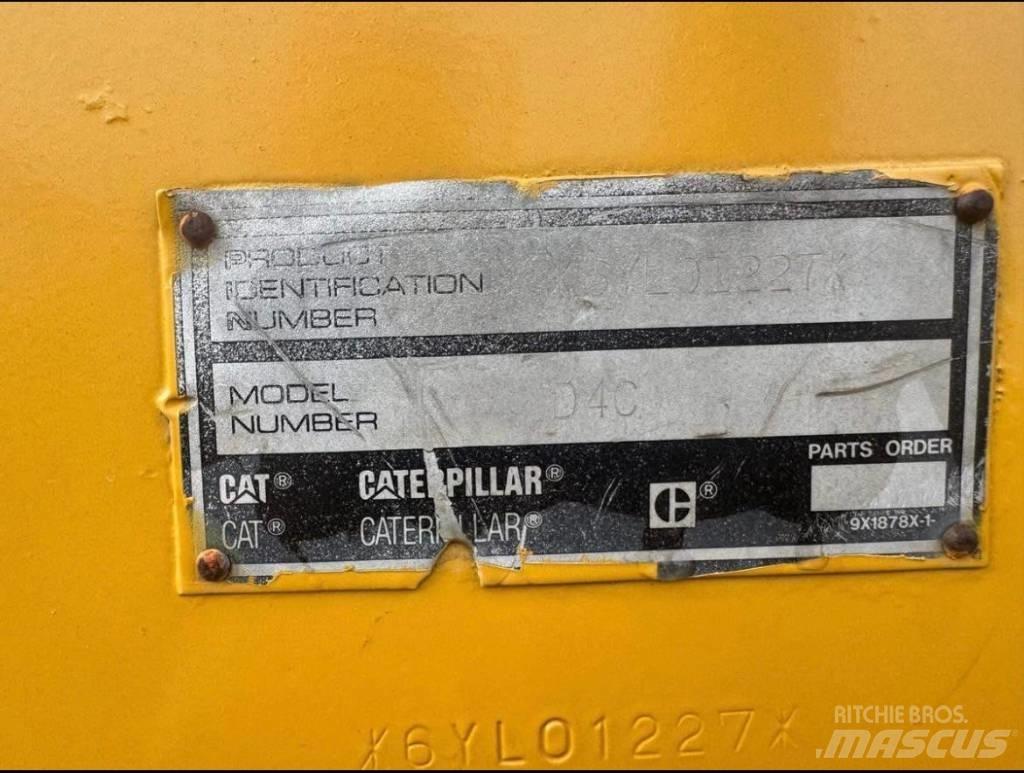 CAT D4C3 Rupsdozers