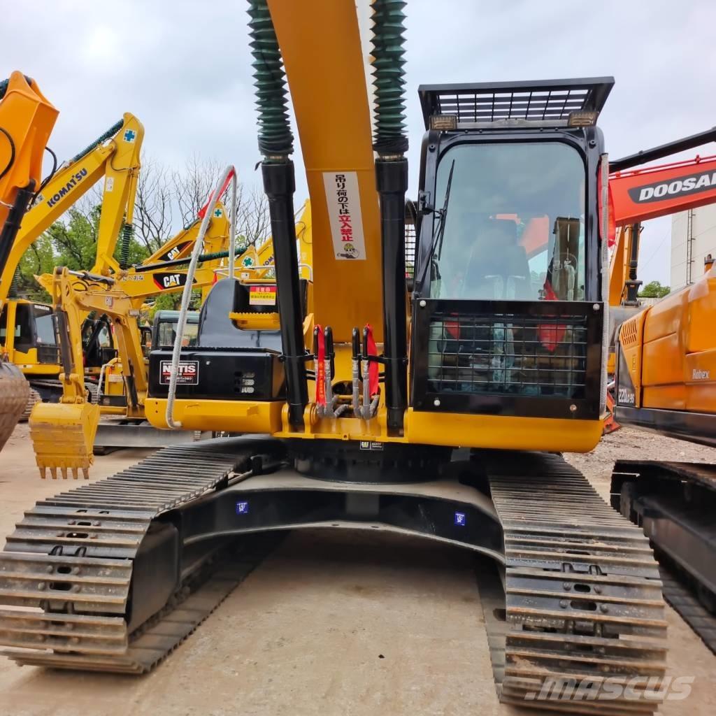 CAT 320 Rupsgraafmachines