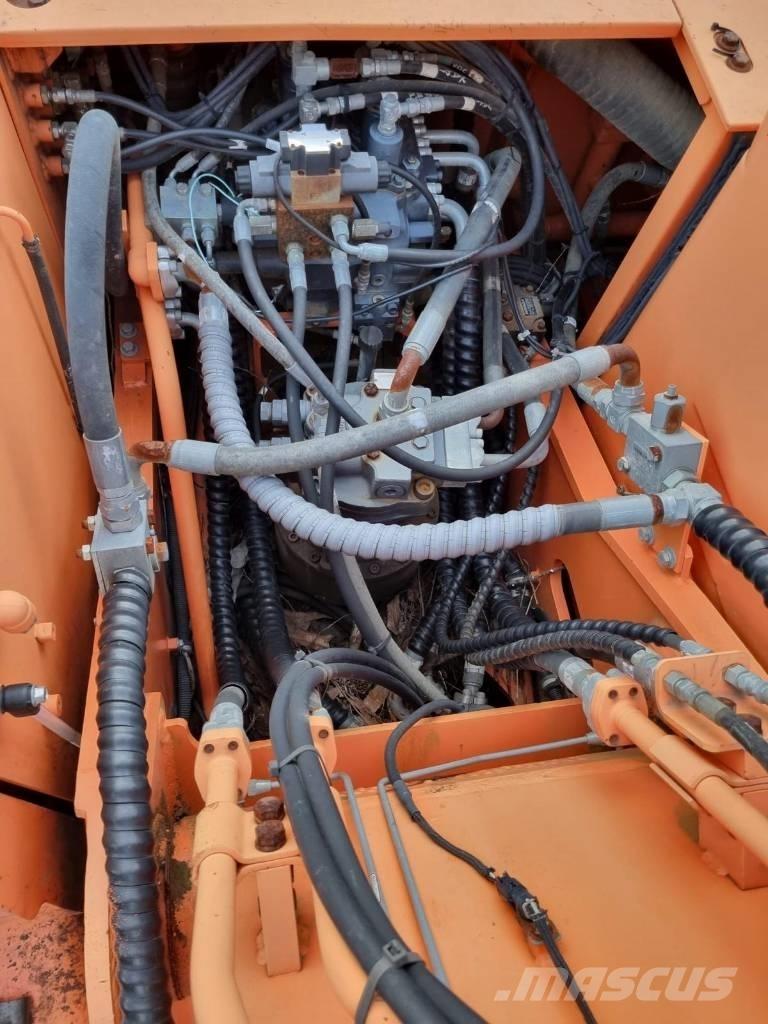 Doosan DX 210 W Wielgraafmachines