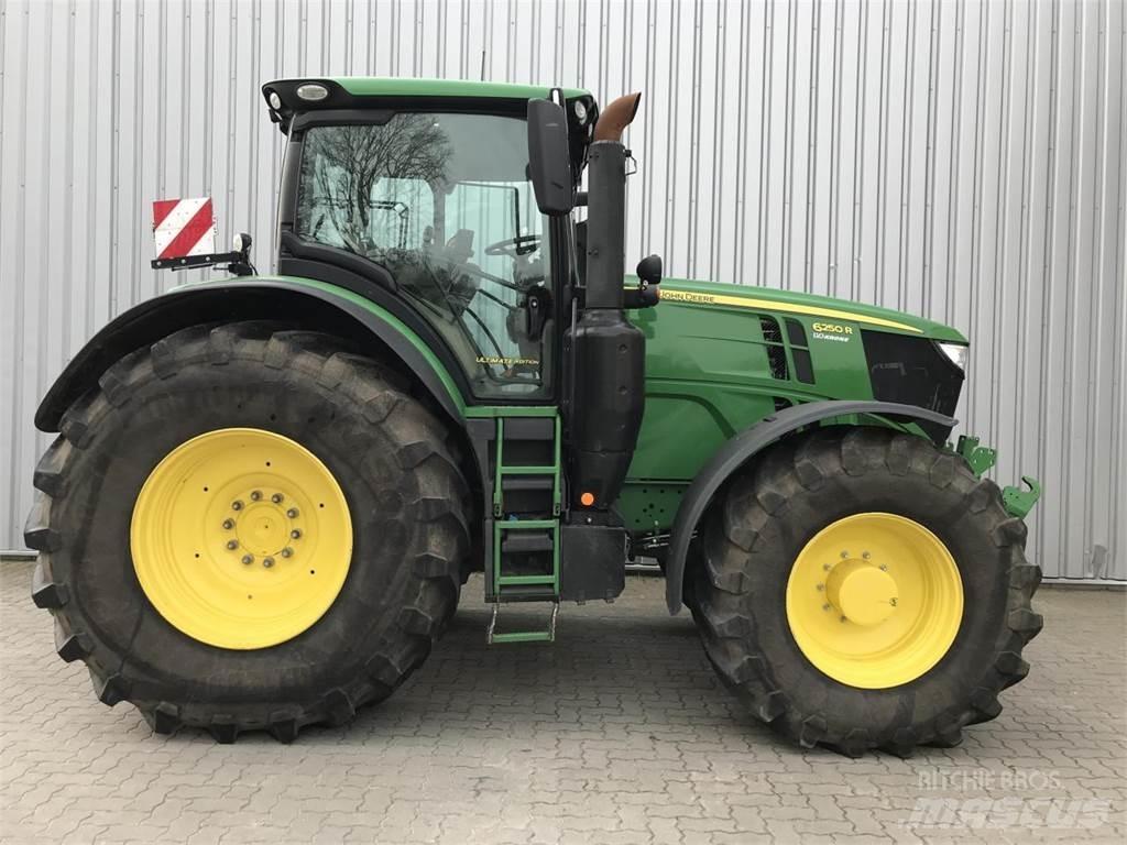 John Deere 6250R Tractoren
