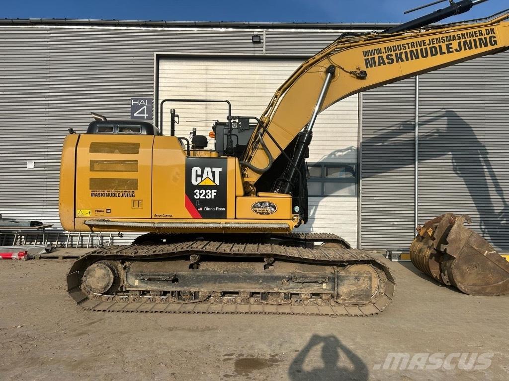 CAT 323 F L Rupsgraafmachines