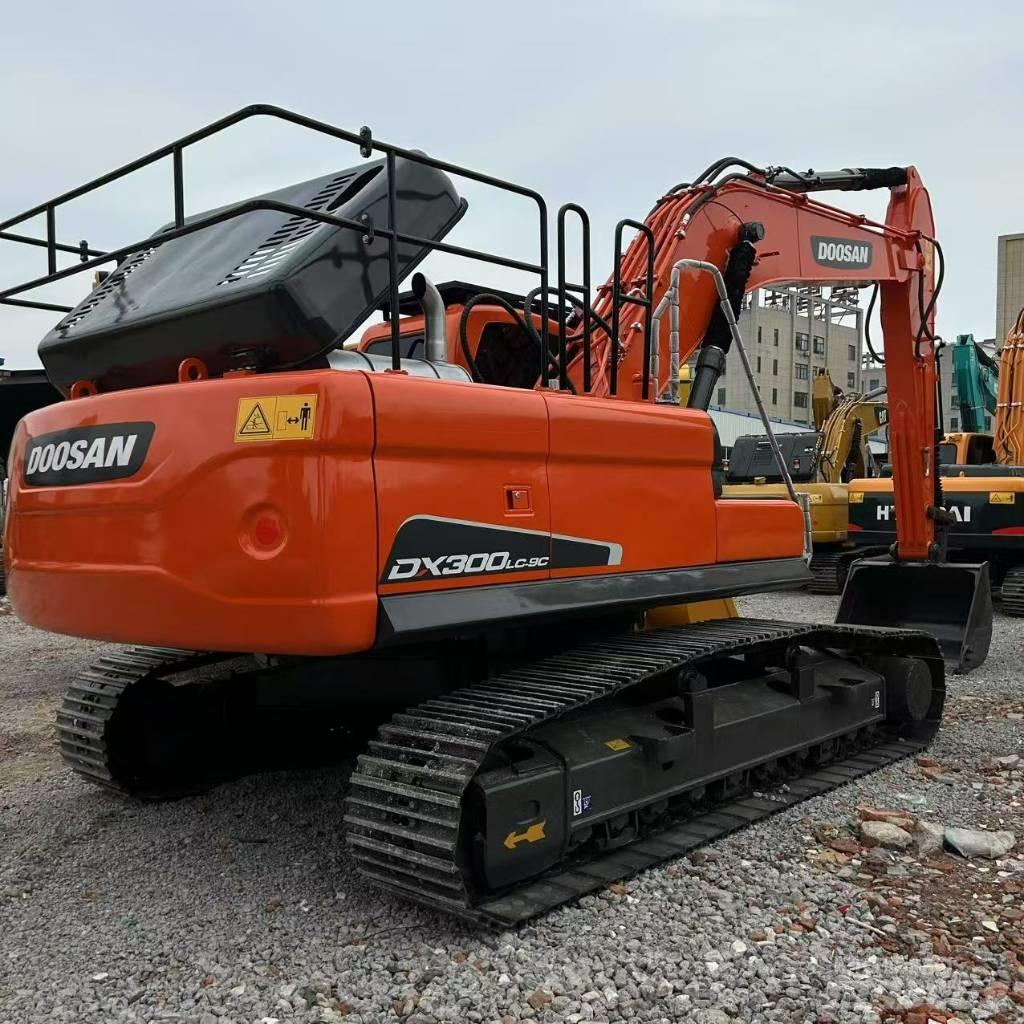 Doosan 300LC-9C Rupsgraafmachines
