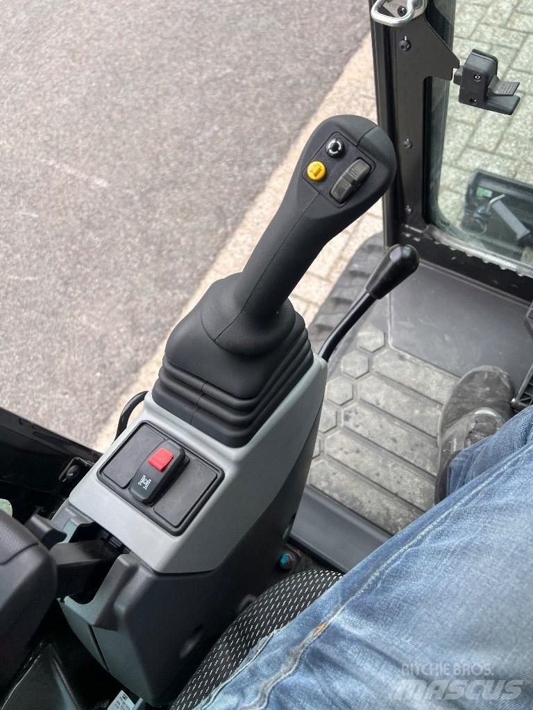 CAT 302 | NEW | 2022 Minigraafmachines < 7t