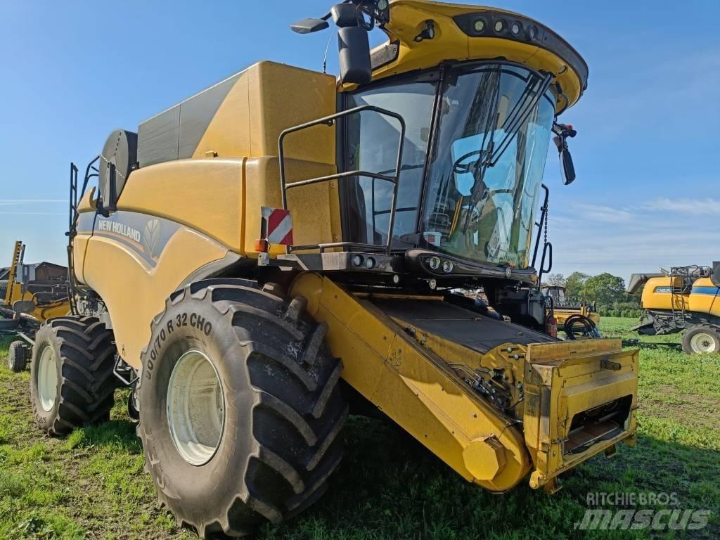 New Holland CX 8.90 Maaidorsmachines