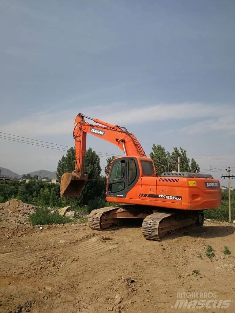 Doosan dx225 Rupsgraafmachines