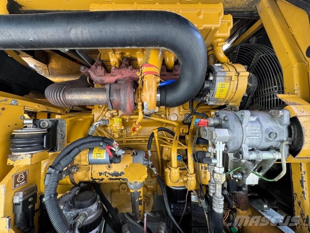CAT M 315 Wielgraafmachines