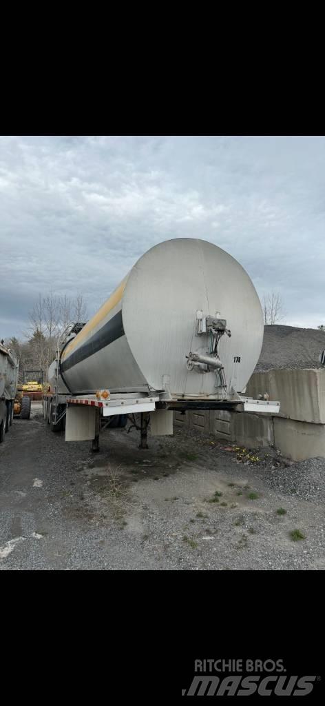 Remtec 4 AXLES Tankwagen