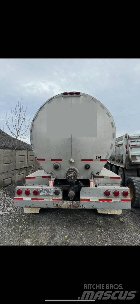 Remtec 4 AXLES Tankwagen