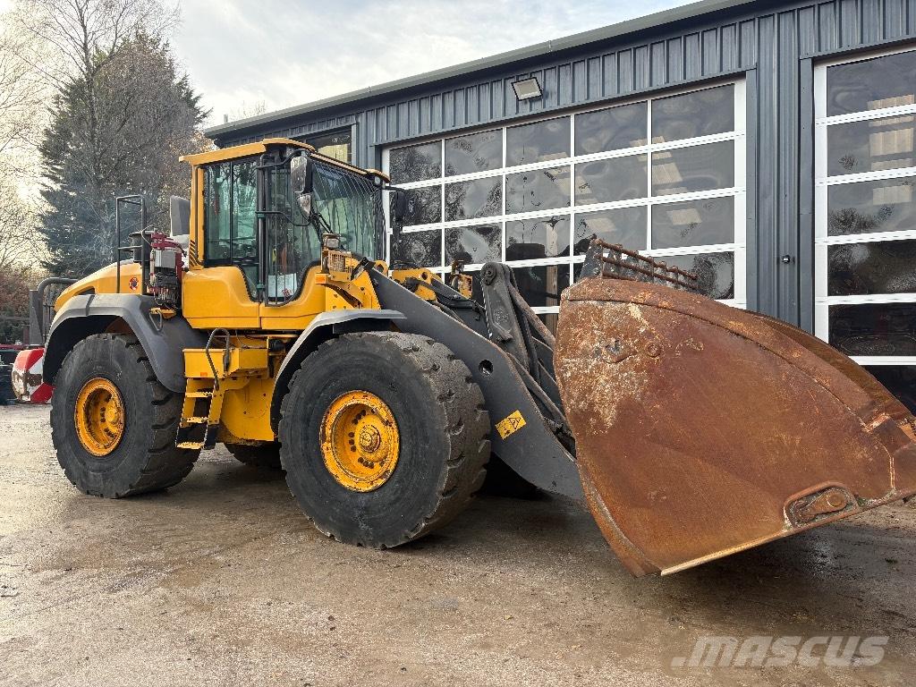 Volvo L120 Wielladers