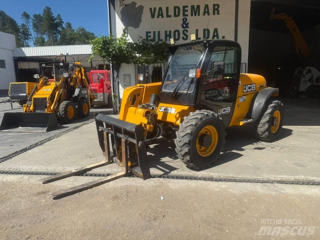 JCB 527-55 Verreikers voor landbouw