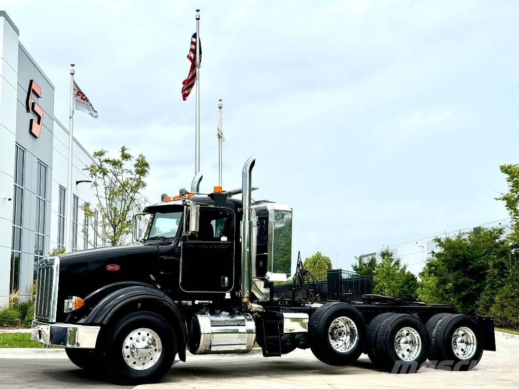 Peterbilt 357 Trekkers