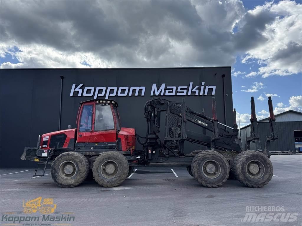 Komatsu 895 Uitrijwagens