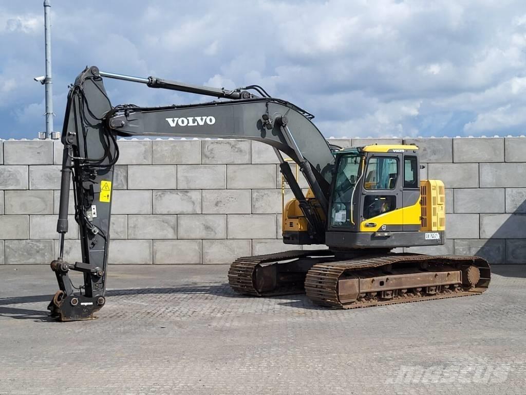 Volvo ECR 235 DL Rupsgraafmachines
