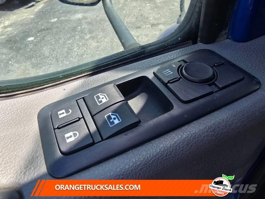 International MV607 Platte bakwagens