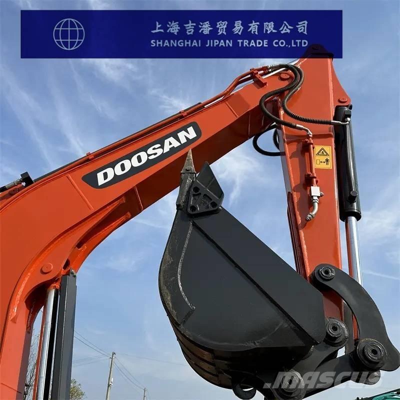 Doosan DX 60 Minigraafmachines < 7t