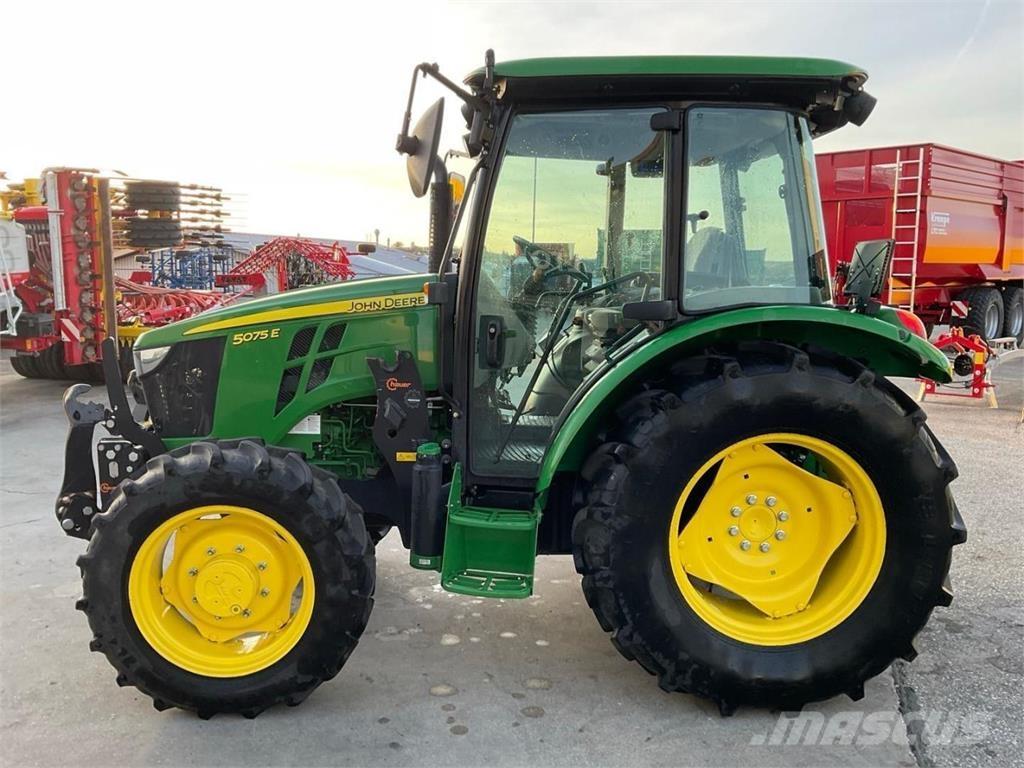 John Deere 5075E Tractoren