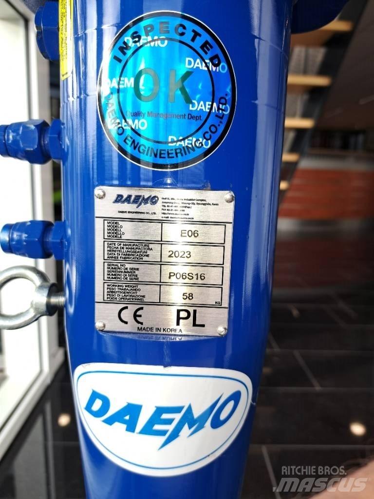 Daemo E06 with CW05 Hamers en brekers