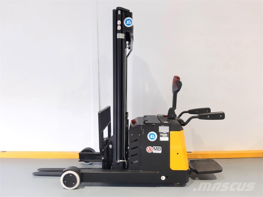  MB Forklift CQE15R Zelfrijdende stapelaars