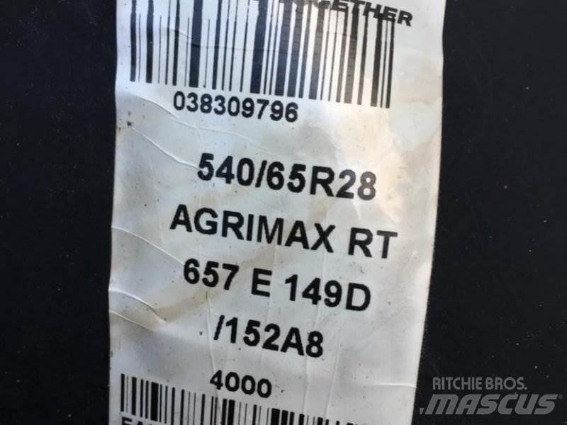 BKT 540/65 R 28 Banden, wielen en velgen