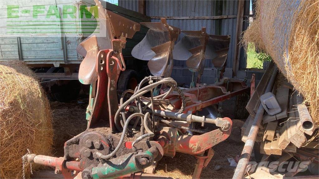 Kverneland LB 100 Conventionele ploegen