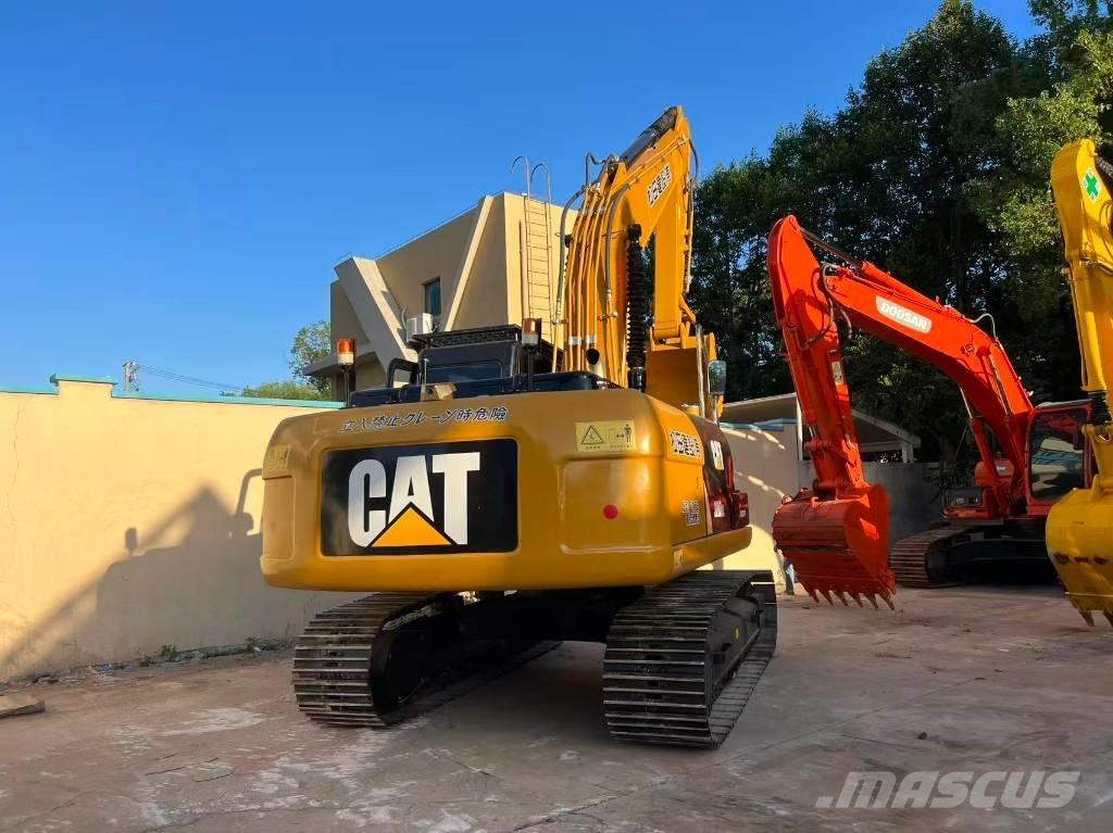 CAT 320 D Rupsgraafmachines