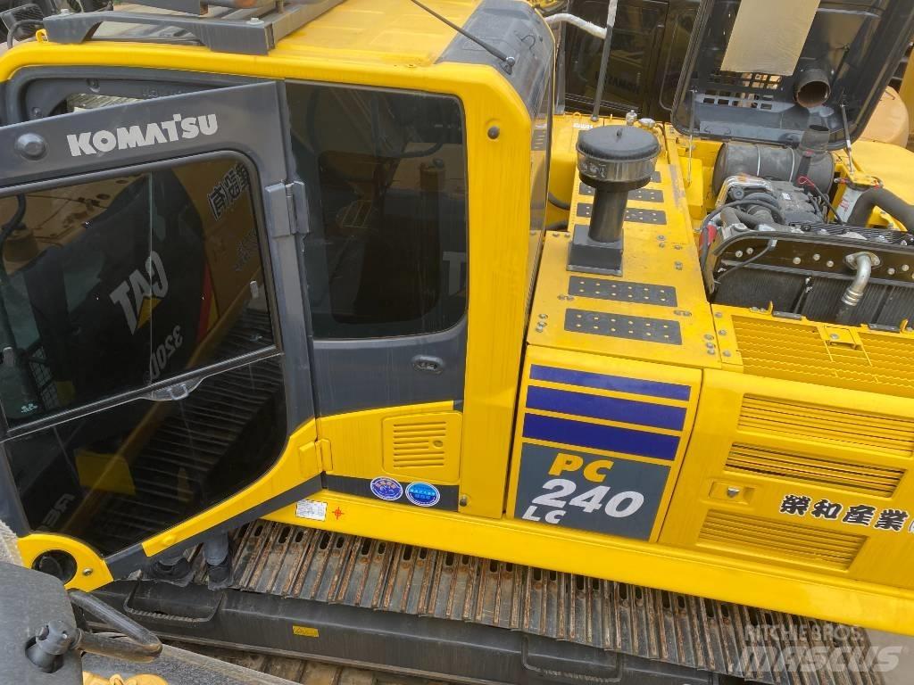Komatsu PC 240 Rupsgraafmachines
