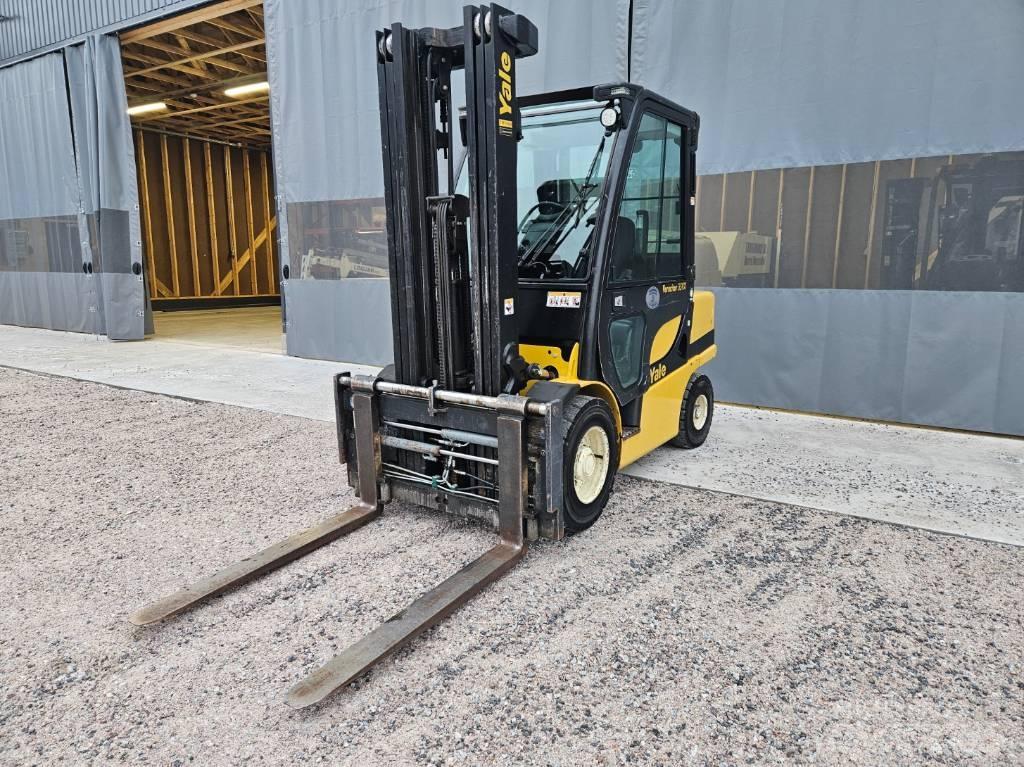 Yale GDP 35 VX Diesel heftrucks