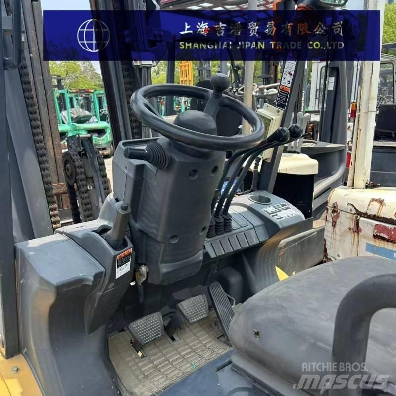CAT DP 35 N Diesel heftrucks
