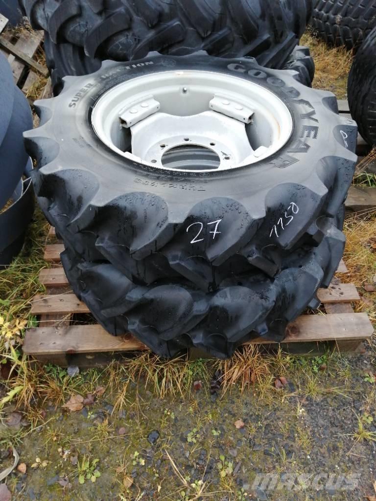 Goodyear 12,4r24 Banden, wielen en velgen