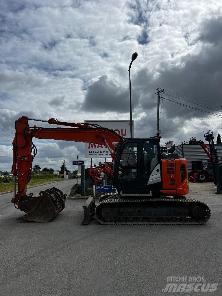 Hitachi ZX 135 US-6 Rupsgraafmachines