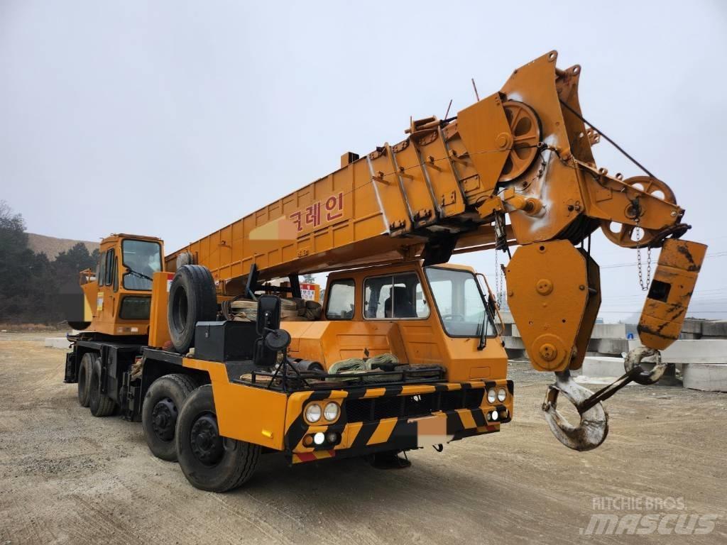 Hyundai HC 50 Kranen voor alle terreinen