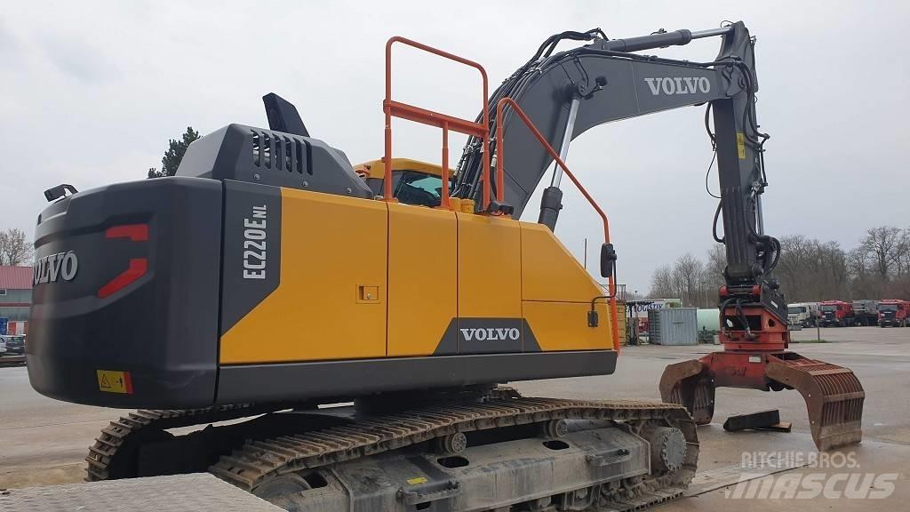 Volvo EC 220 E Rupsgraafmachines