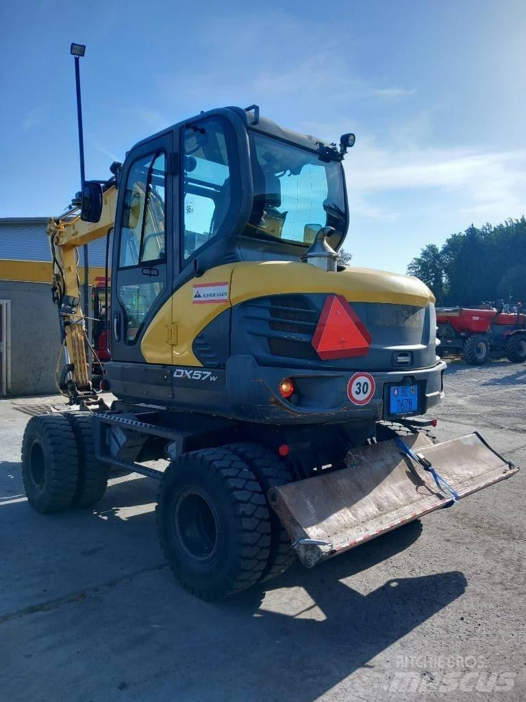 Doosan DX 57 W-5 Wielgraafmachines