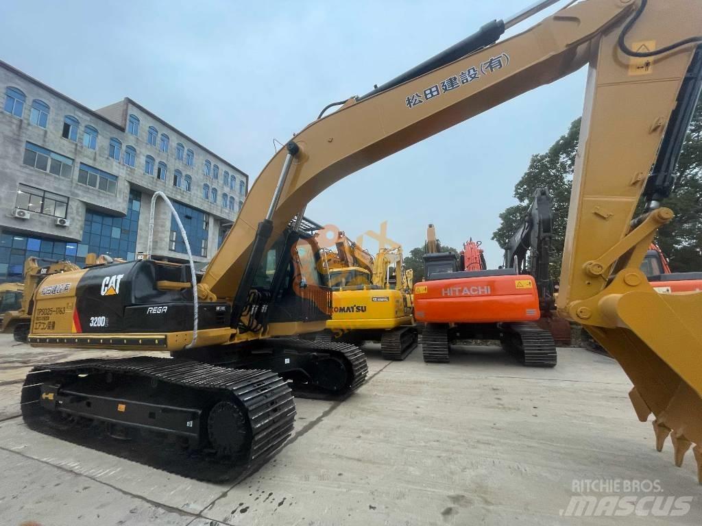 CAT 320 D Rupsgraafmachines