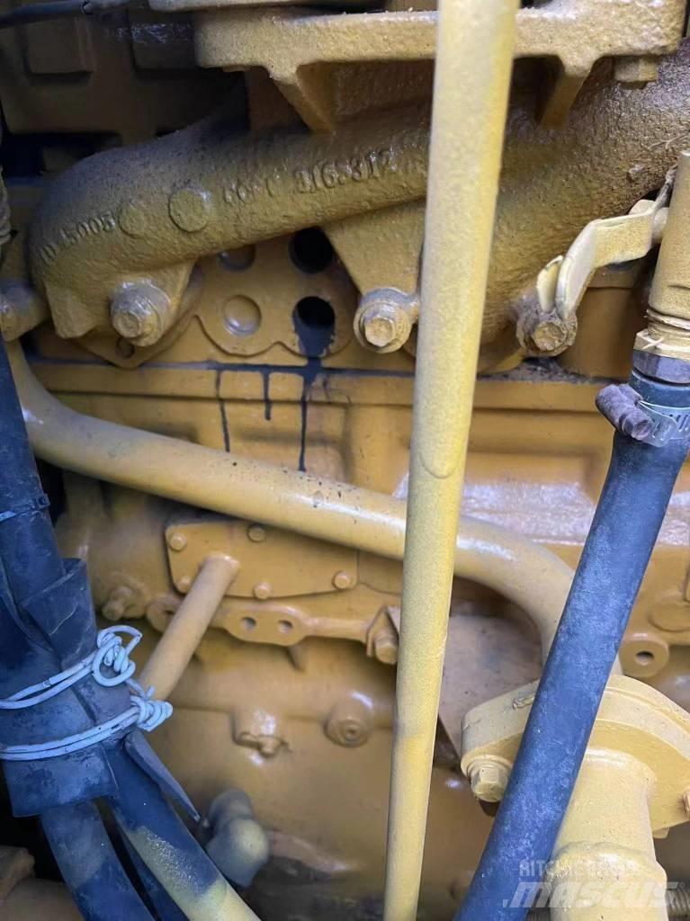 CAT D5N Rupsdozers