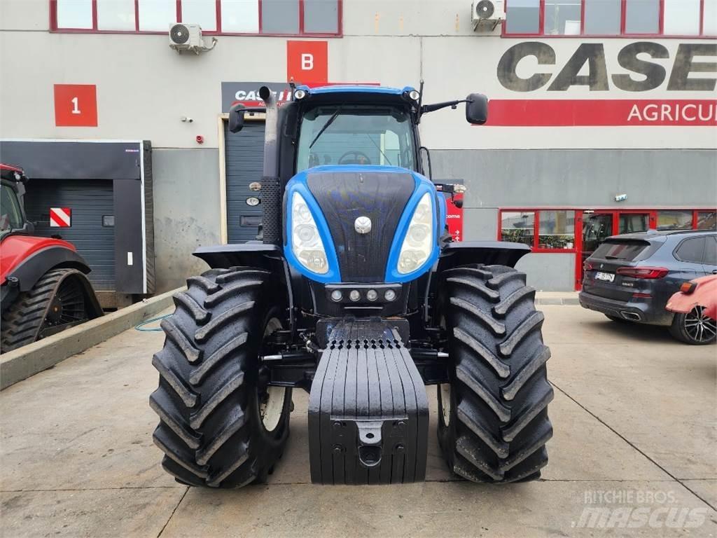 New Holland T8.300 Tractoren