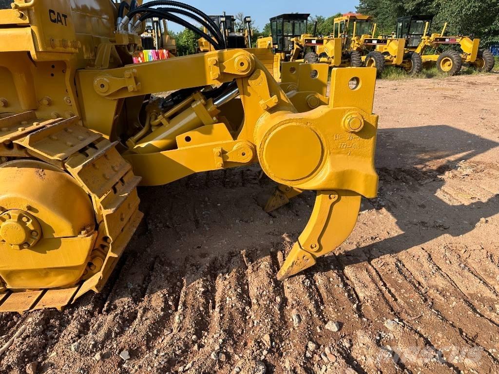 CAT D7G Rupsdozers
