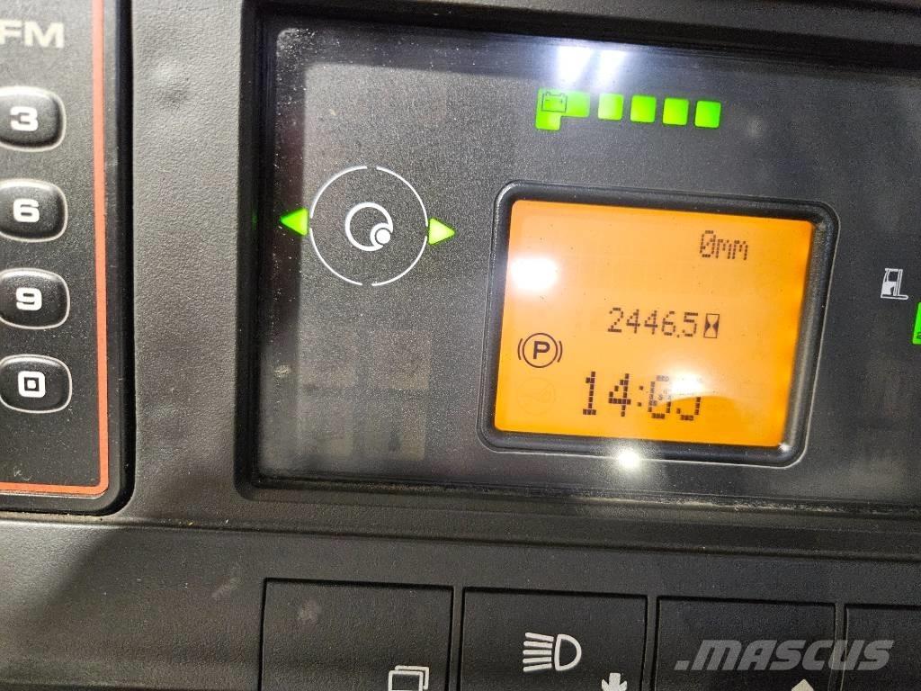 Linde R16B Zelfrijdende stapelaars