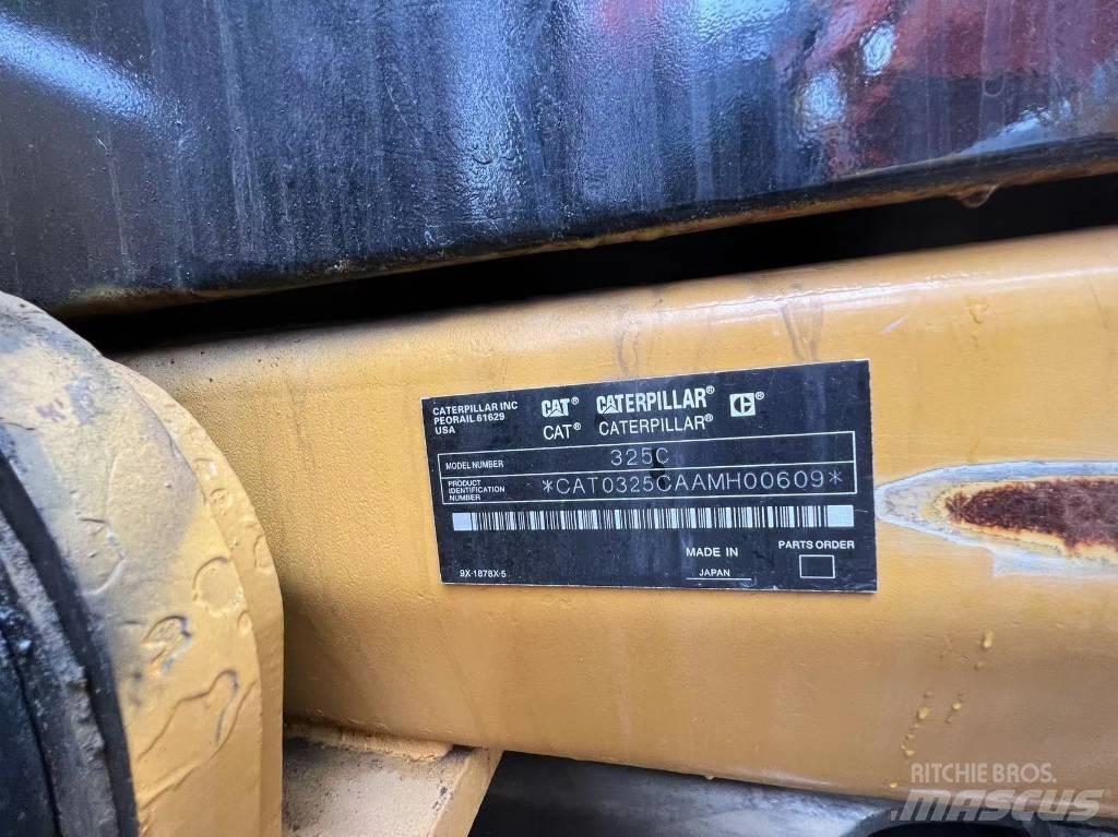 CAT 325 C Rupsgraafmachines