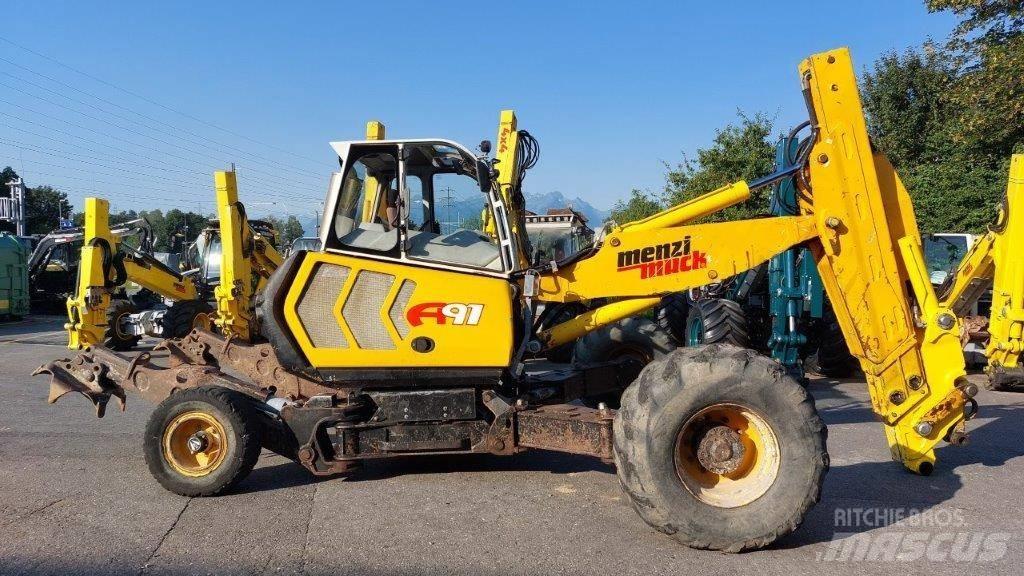 Menzi Muck A91 Mobil Wielgraafmachines